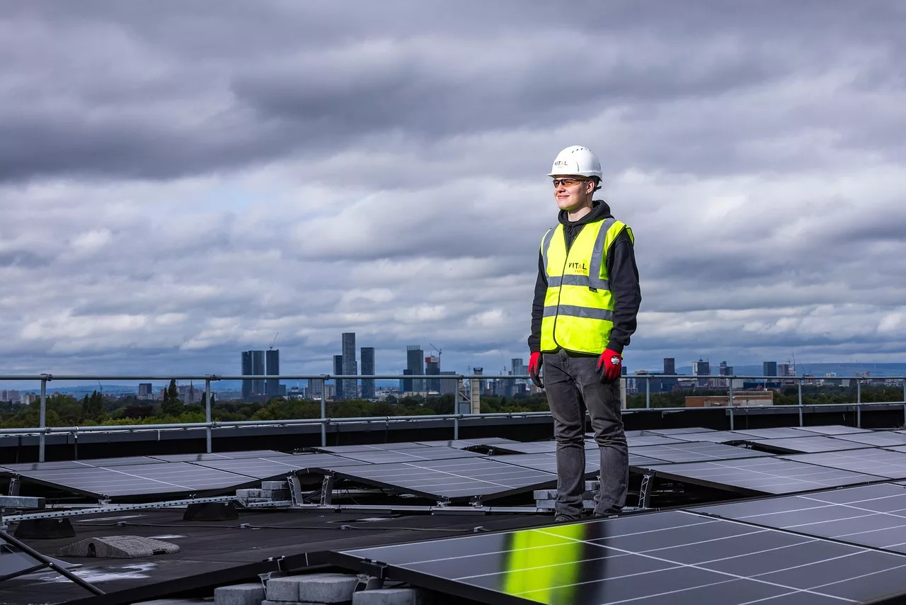 webinar BENG en MPG - zonnepanelen (stockfoto)